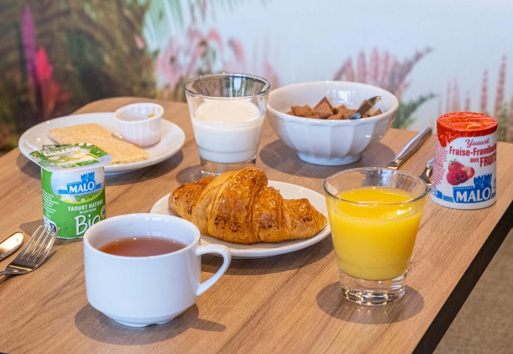 B&B Hotel Cluses Sud Экстерьер фото